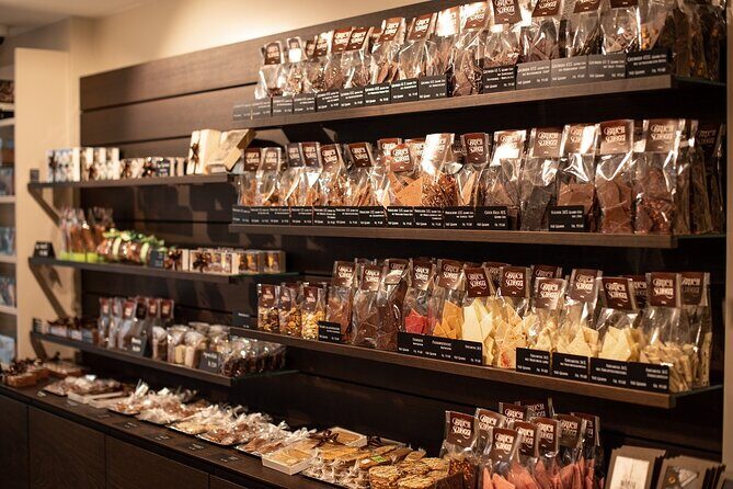 Appenzell Alps Day Trip from Zurich – Farm Life & Cheese Tasting - The tasting-and-goodies rhythm (and a note on chocolate stops)