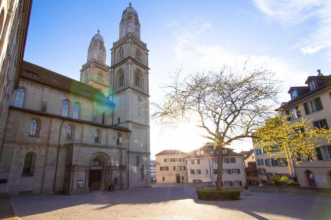 Best Intro to Zurich in 2 hours with a Local - Small group, local guide: the Zurich formula that works