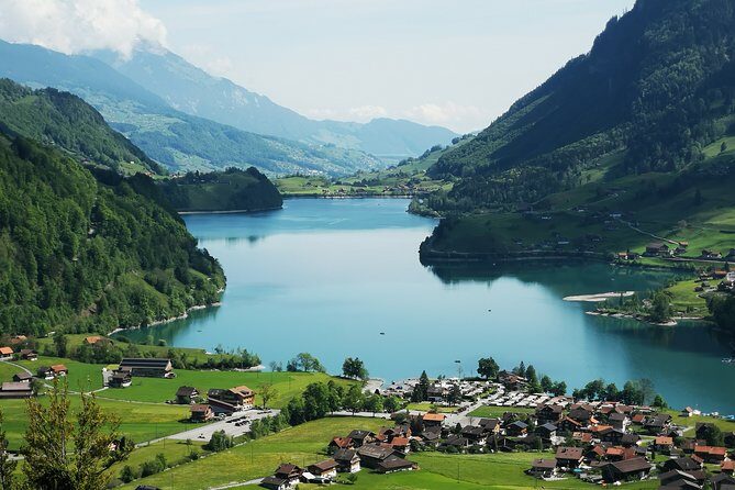 Best of Bernese Oberland Tour from Zurich - Brienz: a lakeside village walk with wood-carving charm