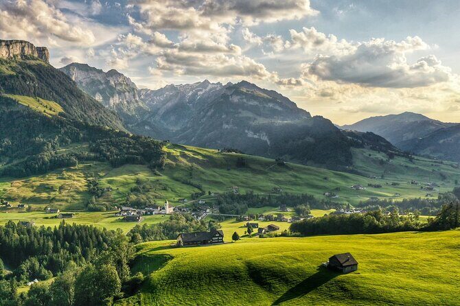 Breathtaking Private Hike with a Local Swiss Expert (1 day trip) - Swiss picnic lunch: included, simple, and very on-brand