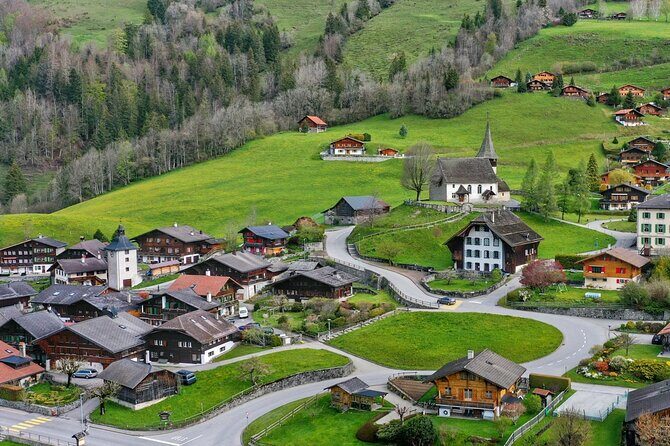 Breathtaking Private Hike with a Local Swiss Expert (1 day trip) - Comfort checklist: what to pack since equipment isn’t included