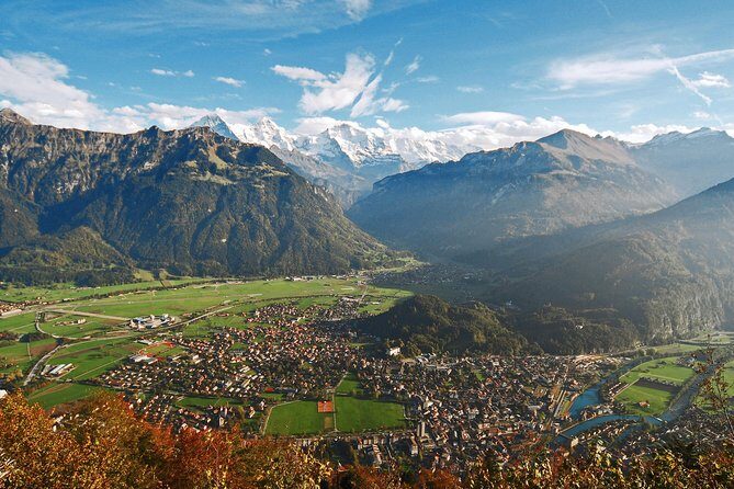 Canyoning in Interlaken from Zurich - Coach to Interlaken: Your Easy Start in Zurich