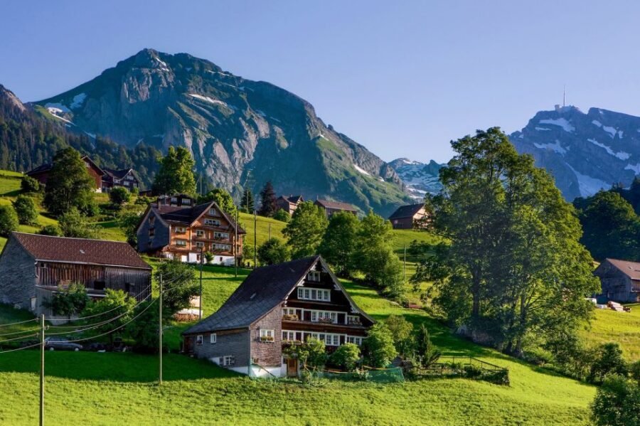 From Zurich: Bus Day Trip to Heidiland and Liechtenstein - Vaduz, Liechtenstein: a short visit with the right focus