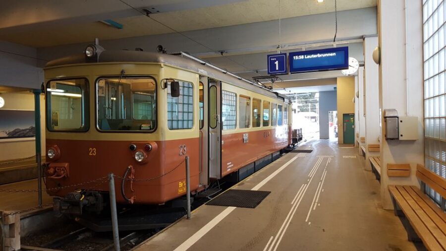 From Zürich: Exclusive Private Tour to Mt. Schilthorn - Skyline View Platform: the extra step for top angles