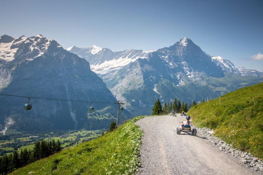 From Zurich: Grindelwald First Cable Car & Interlaken - From Zurich to Grindelwald: a bus ride that sets the mood