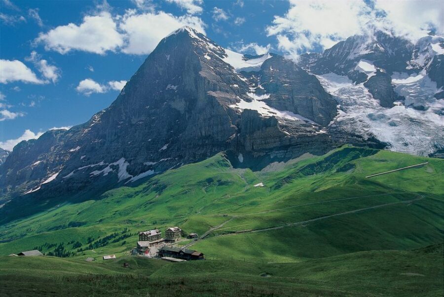 From Zurich: Mount Eiger Day Trip to Kleine Scheidegg - Lauterbrunnen and the cogwheel climb to Kleine Scheidegg