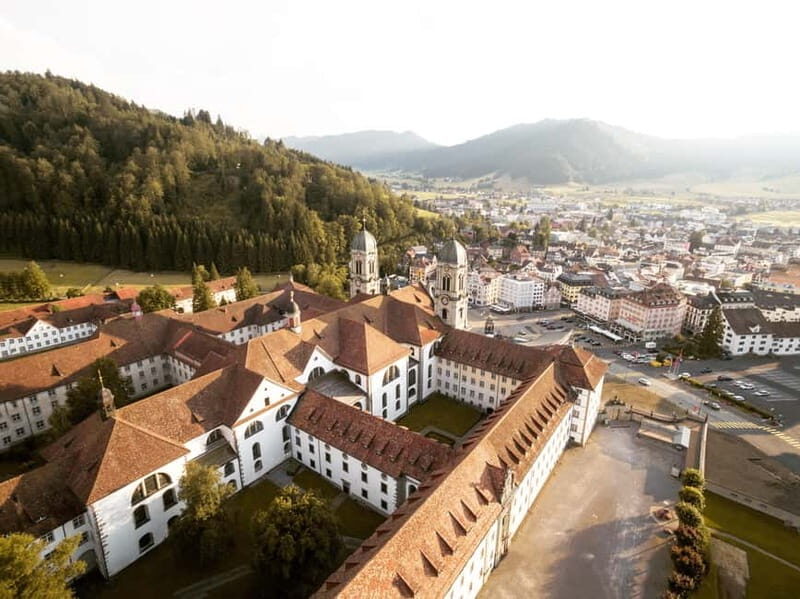 From Zurich: Rapperswil, Einsiedeln, Lindt Home of Chocolate - Rapperswil Old Town walk and Rapperswil Castle viewpoints