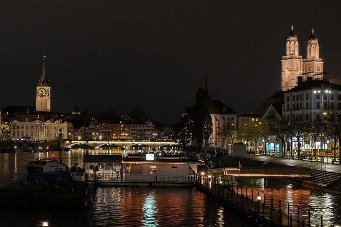 Lake Zurich mini boat tour / by night! - Lake Zurich itself: clean water, a rare freeze, and why the route works