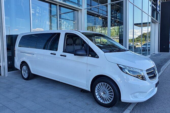 Private Arrival Transfer: from Zurich Airport to Zurich City - The Point of a Private Arrival Transfer in Zurich