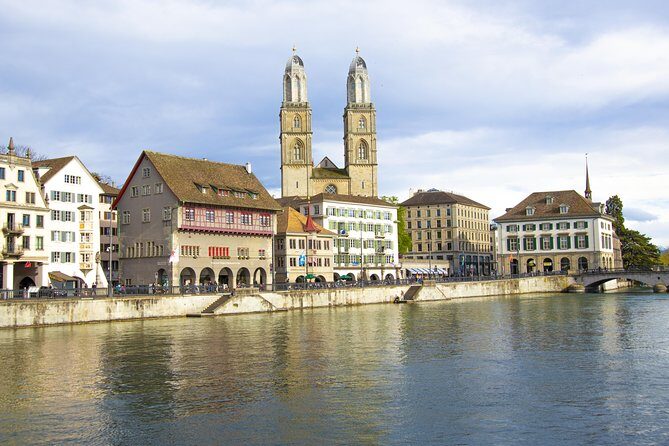 Private Tour of Zurich in 60 minutes with a Local - A 60-minute Zurich reset: the real value