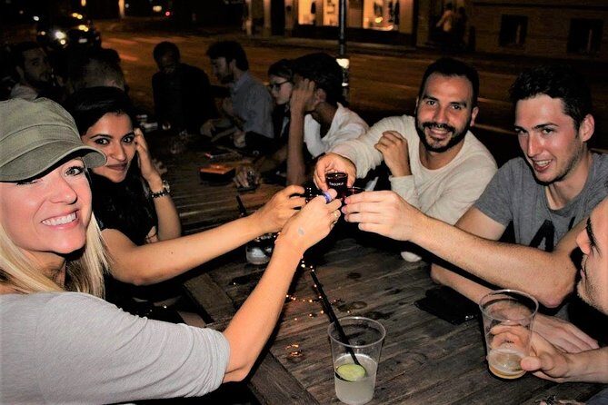 Pub Crawl Zurich - Complimented drinks and shot rounds: enjoy them, but track the flow