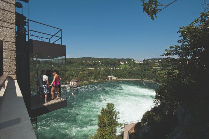 Rhine Falls Coach Tour incl. entry tickets from Zurich - Schaffhausen’s Munot Fortress on the Return: A Clever Bonus Stop