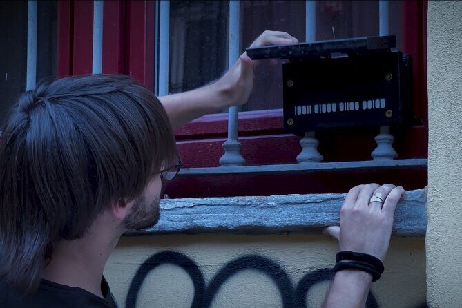 Sato Code Escape Room across Zurich - The smartphone rules: phones, internet, and your team’s information flow