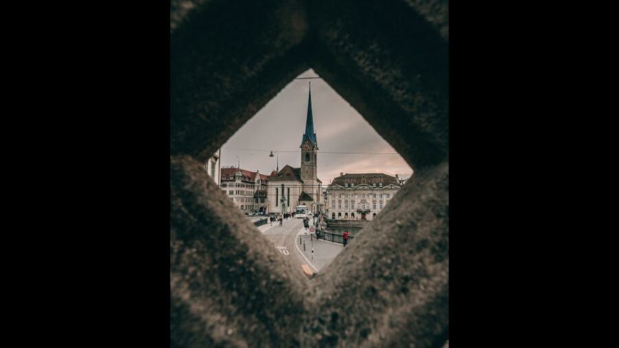 Secret Doors of Zurich Discovery Walk - Stop One: The Almost Invisible Middle Ages Tunnel Door