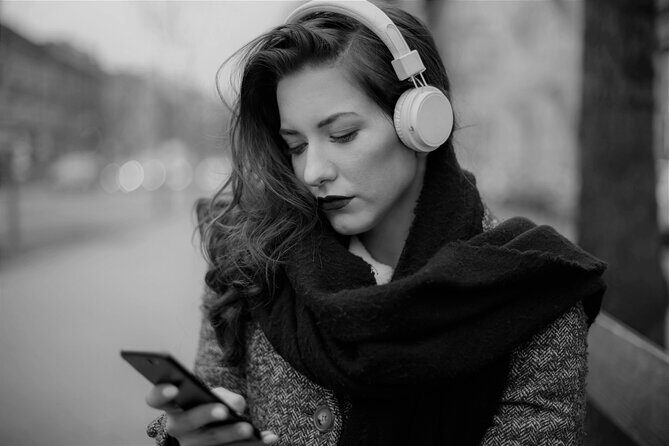 Self-Guided Audio Tour to the Dark Side of Zurich - Who this tour suits best