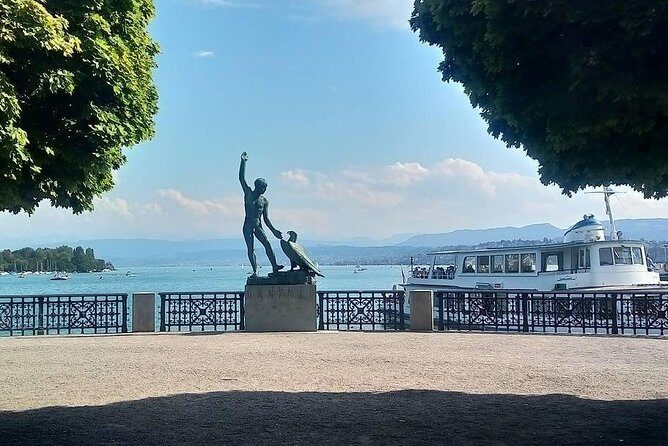 The Best of Zurich Including Panoramic Views in a Small Group Walking Tour - Polyterrasse ETH: The Three-Minute Way to See Old Zurich