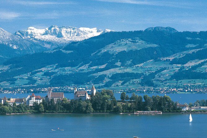 The Great Tour of Zurich by Bus and Boat - Rapperswil, City of Roses: Castle area, rose gardens, and the deer park