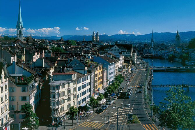 The Great Tour of Zurich by Bus and Boat - Schloss Rapperswil and the castle viewpoint: quick visit, strong payoff