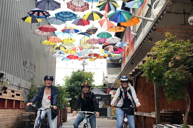 Urban Bike Tour Zurich - Helvetiaplatz: a square that hosts markets, concerts, and political moments
