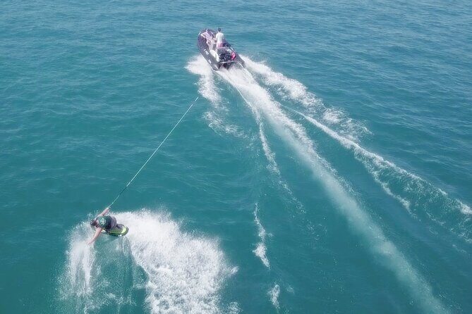 Wakeboarding Lake Zurich - afternoon ! - Price and value: $1,060 per group up to 3