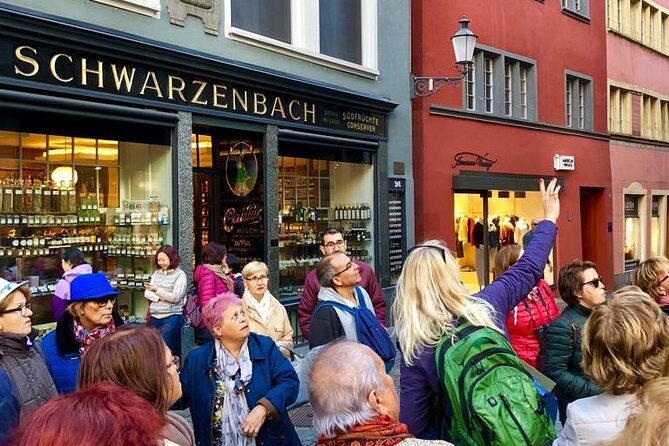 Walking tour of Zurich - your first overview of the city (Private Tour) - Limmat River: the quick visual reset every city needs