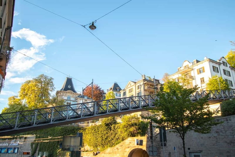 Zurich: 2-hour Best Intro Walking Tour with a Local - Key things to know before you go