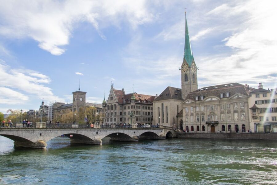 Zurich: 2-hour Best Intro Walking Tour with a Local - The classic funicular ride: a view lesson in motion