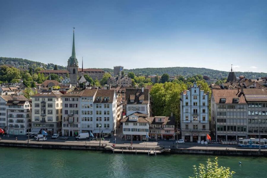 Zurich: 360° city walk including hidden spots - The hidden side: secret access, underground remains, and old infrastructure