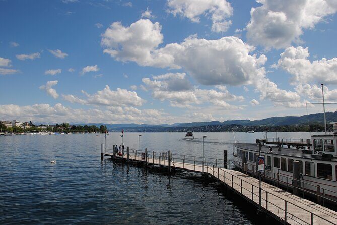 Zurich 360° City Walk Tour Including Hidden Spots - Starting at Hauptbahnhof: Getting Your Bearings in 15 Minutes