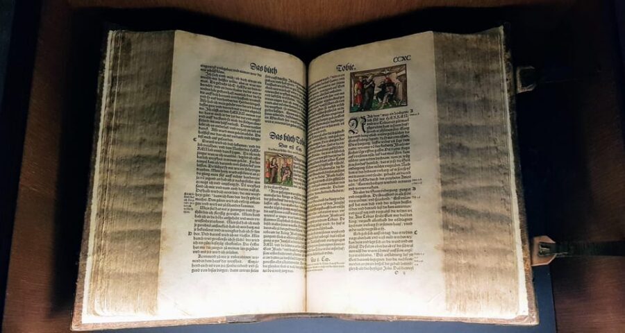 Zurich a journey through time, history and the Reformation - How the 2.5 hours work in practice (and what to wear)