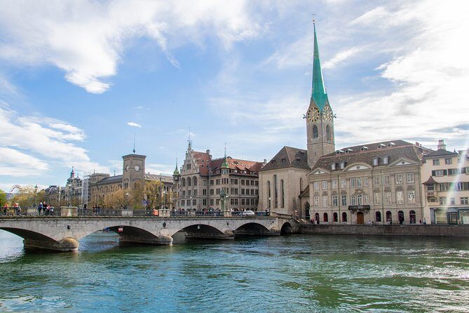 Zurich: Chocolate Tasting and Walking Tour with a Local - Hot Beverage Break: Why the Cafe Stop Works