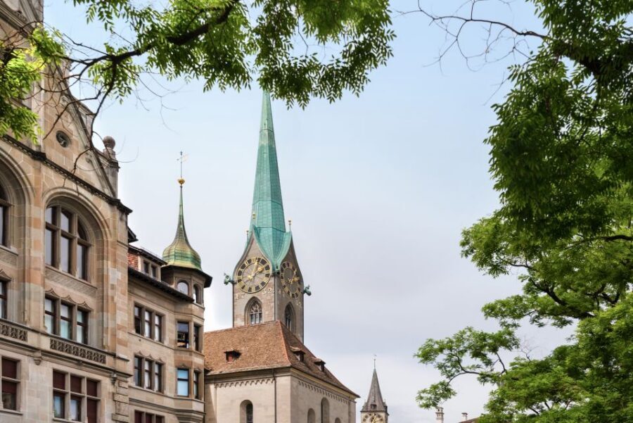 Zurich: City Highlights Tour by Bus, Cable Car, and Ferry - The Ferry Across Lake Zurich: A Scenic Break That Actually Helps