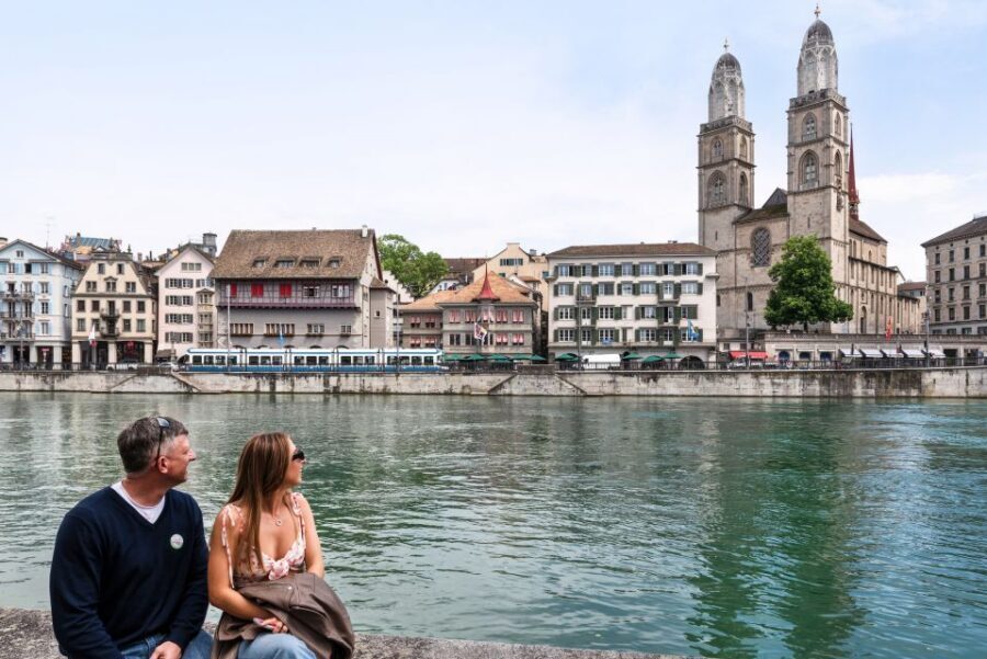 Zurich: City Highlights Tour by Bus, Cable Car, and Ferry - Adliswil to Felsenegg: Cable Car Views and the Maintenance Backup