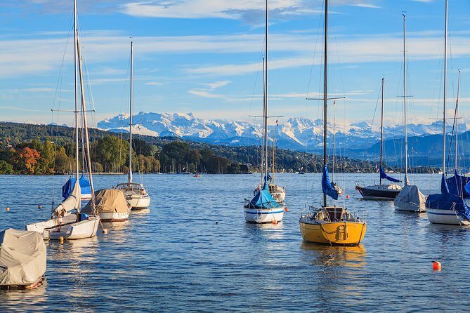 Zurich City, Lake Cruise and Chocolate (Private Tour) - Old Town Walking Stroll: Medieval Streets, Guild Houses, and City Hall
