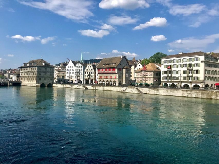 Zurich: City Sightseeing Tour with Lake Cruise - The Lake Zurich cruise: how to make the audio app work