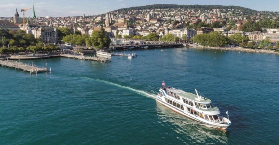 Zurich: City Sightseeing Tour with Lake Cruise - What the timing feels like in real life