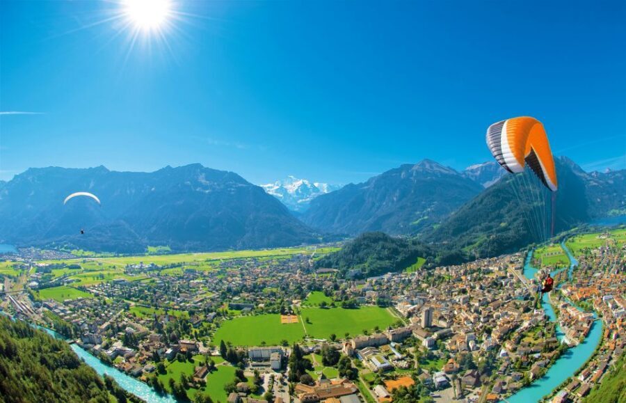 Zurich: Day trip to Interlaken incl. tandem paragliding - Transportation and guides: small details that make the day smoother