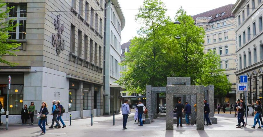 Zurich: Exclusive Swiss Banking Tour with a Local - Key highlights to look for