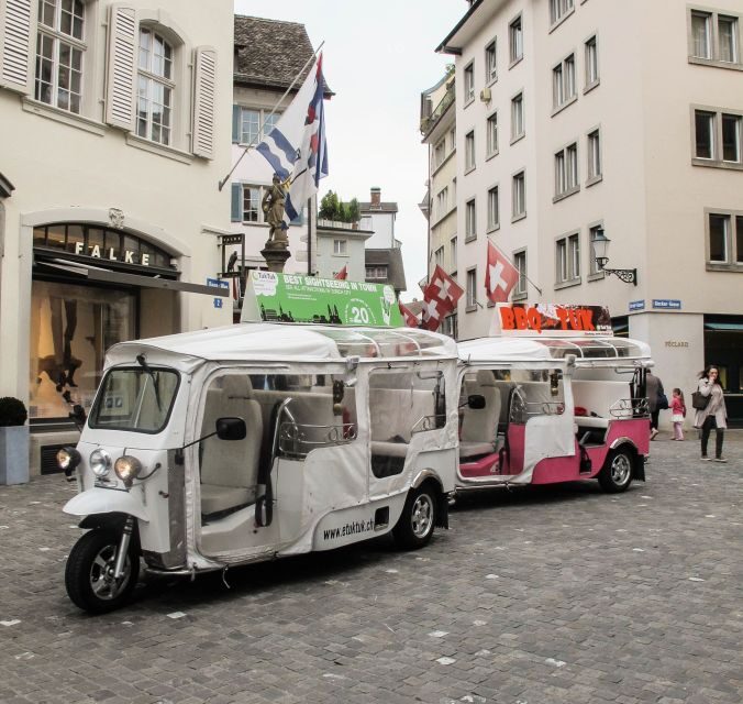 Zurich: Private eTukTuk City Tour - Fraumünster, Grossmünster, Kunsthaus: how the stops work in 1.5 hours