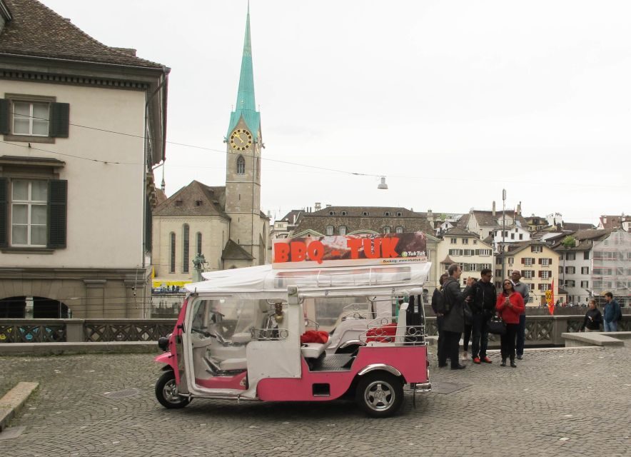 Zurich: Private eTukTuk City Tour - Meeting at the Weekday store: what to plan for