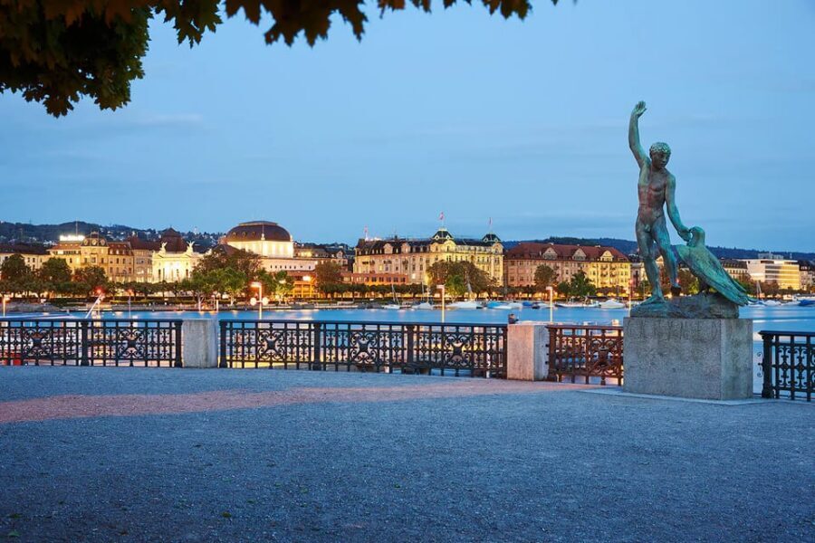 Zurich: Stein am Rhein, Rhine Falls & Lake Boat Cruise - Timing Tips to Avoid the Closed-Facilities Headache