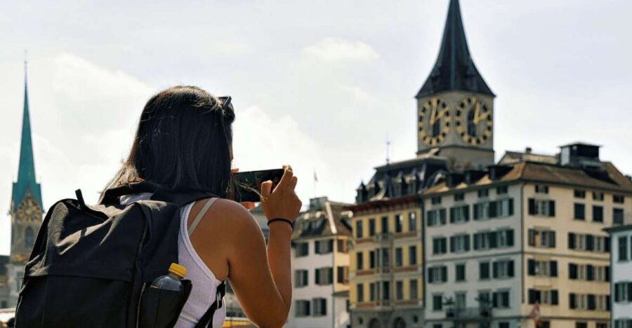 Zürich with Cruise and Lindt Home of chocolate (private) - From hotel pickup to a smooth start in Zurich